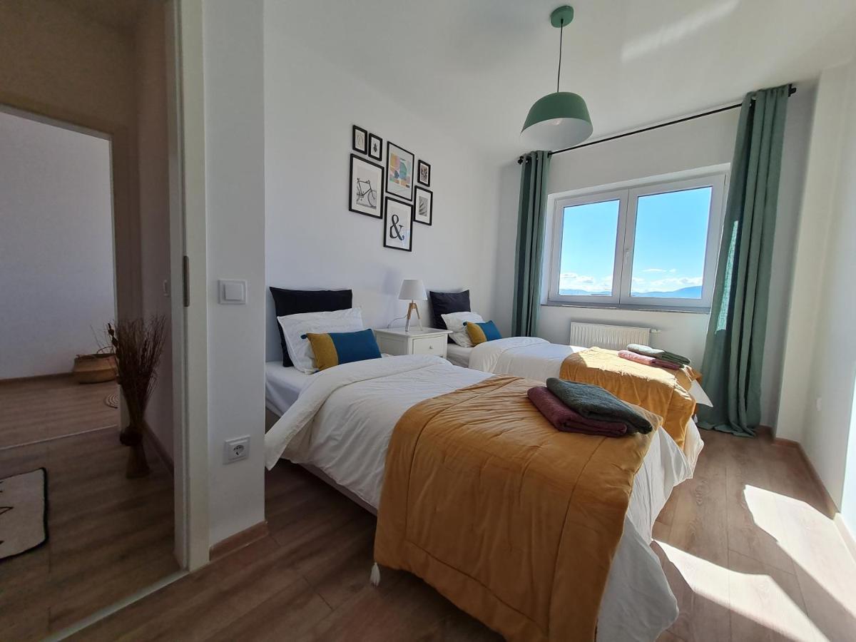 Jasmine Residence New Duplex Apartment ブラショフ エクステリア 写真