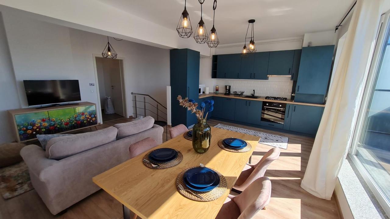 Jasmine Residence New Duplex Apartment ブラショフ エクステリア 写真